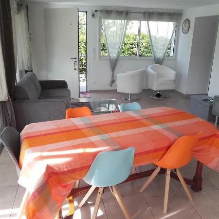 Au Domaine De Lea Apartment Hyeres Ngoại thất bức ảnh