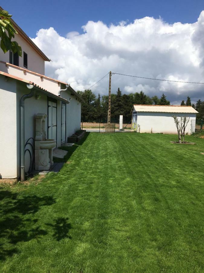 Au Domaine De Lea Apartment Hyeres Ngoại thất bức ảnh